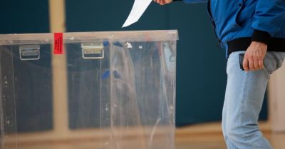 Rafał Trzaskowski 35,06 proc. głosów; Karol Nawrocki 20,86 proc.