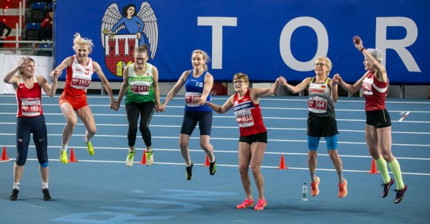 Kujawsko-Pomorska Arena Toruń zaledwie pięć dni po Halowych Mistrzostwach Świata Kujawy Pomorze 26 będzie gościć kolejną, wielką imprezę lekkoatletyczną. Na przełomie marca i kwietnia odbędą się tam bowiem Halowe Mistrzostwa Europy Masters EMACI Toruń 2026. W zawodach wystartuje blisko pięć tysięcy uczestników, a wciąż można zapisywać się do startu w tej imprezie.